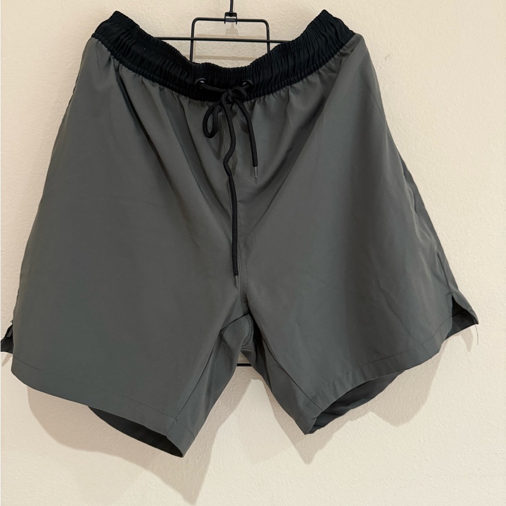Men's Olive Green Shorts Size Small